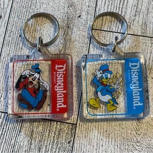 Disneyland GOOFY & DONALD Acrylic Keychain EUC